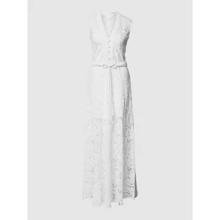 Sukienki - Długa sukienka z kwiatowymi haftami ze wzorem paisley - Guess - grafika 1