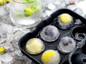 Pozostałe akcesoria barmańskie - FORMY SILIKONOWE NA 6 KUL I 6 KOSTEK XXL DO DRINKÓW NAPOJÓW E-6293 - miniaturka - grafika 1