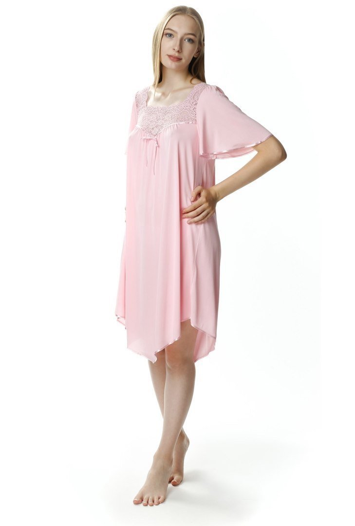 Damska koszula nocna Józefina symetryczne wycięcie : Kolor - Różowy, Rozmiar - 54