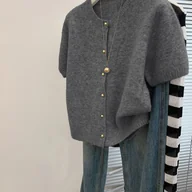 Swetry damskie - TEMU Elegancki kardigan damski z metalowymi guzikami - okrągły dekolt, krótkie rękawy, jednokolorowy, wszechstronny top na wiosnę/leto do codziennego - miniaturka - grafika 1