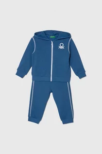 Dresy i komplety dla chłopców - United Colors of Benetton dres bawełniany dziecięcy kolor niebieski - grafika 1
