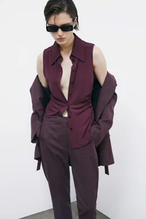 Rozciągliwa koszula bez rękawów - Koszule damskie - miniaturka - grafika 1