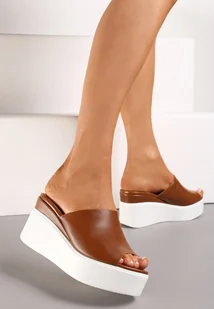Brązowe Klapki na Koturnie i Platformie z Gładkiej Ekoskóry Navrume - Klapki i japonki damskie - miniaturka - grafika 1