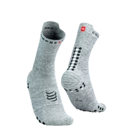 Skarpetki sportowe męskie - COMPRESSPORT Skarpetki do biegania wysokie ProRacing Socks V4 grey melange/black - miniaturka - grafika 1