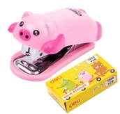 Zszywacze biurowe - Zszywacz do 15 kartek zszywki 10 świnka róż DELI - miniaturka - grafika 1