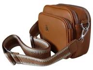 Torebki damskie - Torebka Damska Listonoszka Na Ramię, Kuferek Na Szerokim Pasku, Brązowy - miniaturka - grafika 1