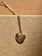 Naszyjniki - Naszyjnik z pozłacanego srebra z serduszkiem - miniaturka - grafika 1