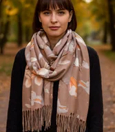 Apaszki i szaliki damskie - Szal damski z motywem drobnych kwiatów frędzle - miniaturka - grafika 1