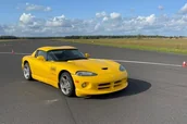 Czasopisma - Jazda Dodge Viper - miniaturka - grafika 1