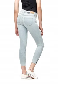 WRANGLER CROP ZIP STAYIN LIGHT W225X796D 30/32 - Spodnie damskie - miniaturka - grafika 1