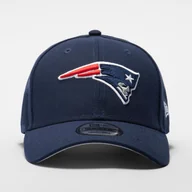 Czapki i chusty sportowe męskie - Czapka z daszkiem do futbolu amerykańskiego NFL 9FORTY New England Patriots - miniaturka - grafika 1