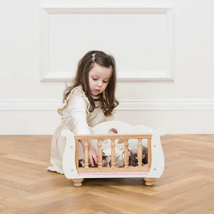 Drewniane łóżeczko dla lalek  Le Toy Van - Domki dla lalek - miniaturka - grafika 1