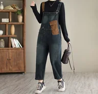 Spodnie damskie - Ogrodniczki damskie z sztruksowymi elementami - Niebieski M - miniaturka - grafika 1