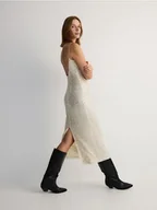 Sukienki - Reserved - Cekinowa sukienka midi - srebrny - miniaturka - grafika 1