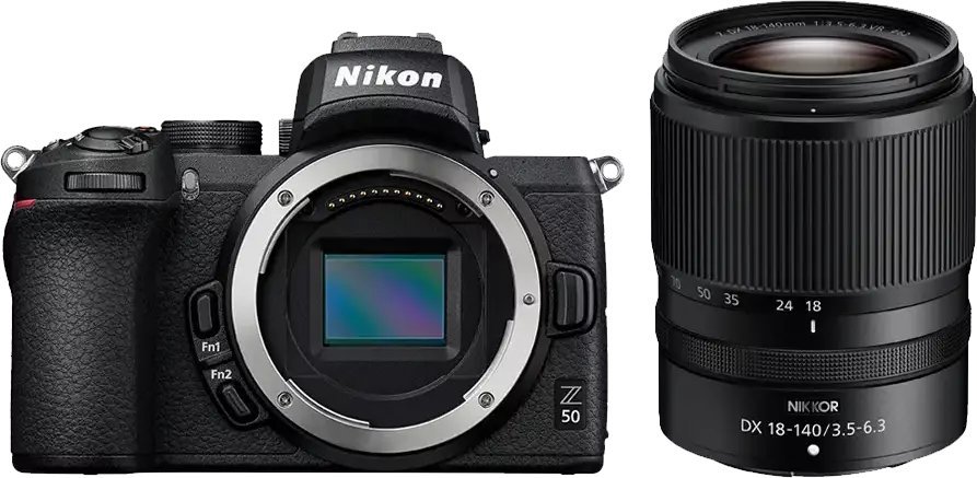 Nikon Z50 + 18-140mm f/3.5-6.3 VR VOA050K012
