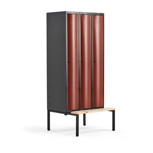 Metalowa szafa ubraniowa CURVE, z ławeczką, 3x1 drzwi, 2120x900x550 mm, czerwony - Szafy biurowe - miniaturka - grafika 1