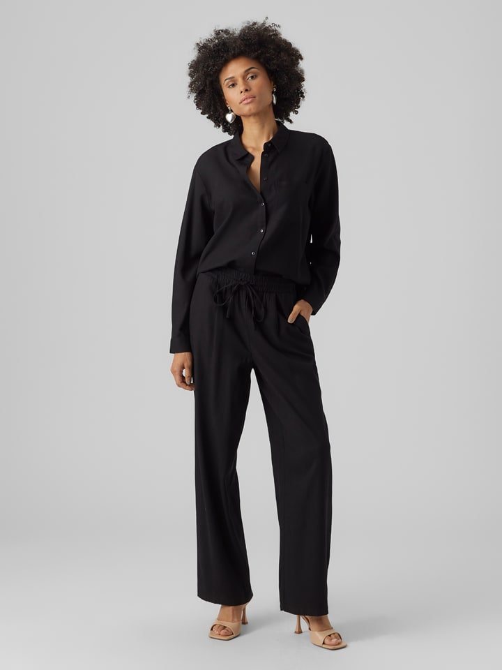 Vero Moda Spodnie w kolorze czarnym