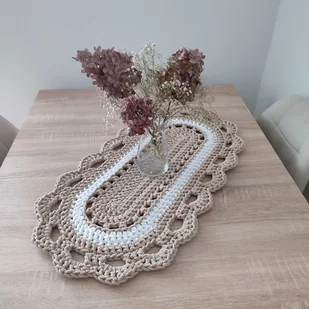 Bieżnik szydełkowy owalny ze sznurka 40cmx75cm - Obrusy i serwetki - miniaturka - grafika 1