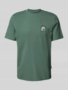 T-shirt z wyhaftowanym motywem i napisem model ‘JOBBE’ - Koszulki męskie - miniaturka - grafika 1