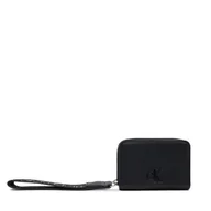 Portfele - Mały Portfel Damski Calvin Klein Jeans Ultralight Md Zip W/ Wristlet LV04K1024G Czarny - miniaturka - grafika 1