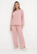 Piżamy damskie - Różowy 2-Częściowy Komplet Piżamowy Bluza z Naszywką i Spodnie z Gumką w Pasie Revaxa - miniaturka - grafika 1