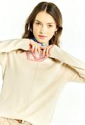 Swetry damskie - Sweter damski z wiskozy - Monnari - miniaturka - grafika 1
