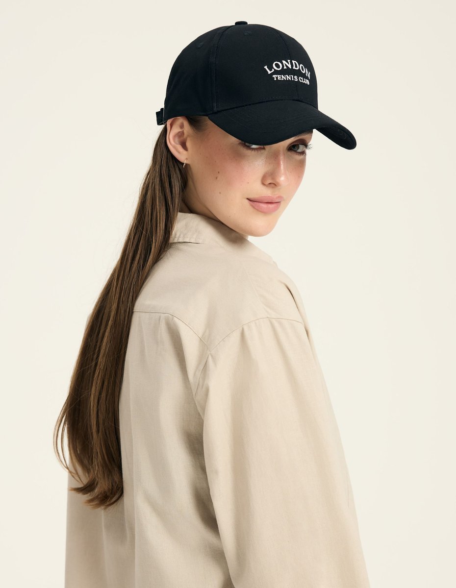 Czapka Remi Esotiq czarny ONE