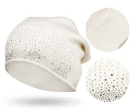 Czapki damskie - Czapka damska PETERSON beanie biała elegancka z kryształkami na zimowe dni - miniaturka - grafika 1