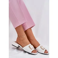 Klapki i japonki damskie - Eleganckie Klapki Damskie Na Klocku Ze Złotym Detalem Vinceza 62229 Białe - miniaturka - grafika 1