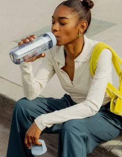 LifeStraw Go 2.0 Błękitna butelka filtrująca 1L Icelandic Blue - Butelki filtrujące - miniaturka - grafika 4