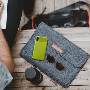 Caseology Vault Case - Etui iPhone Xs Max (Red) - Etui i futerały do telefonów - miniaturka - grafika 9