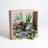 Sztuczne kwiaty - Stroik wiosenny z rowerem w ramie - miniaturka - grafika 1