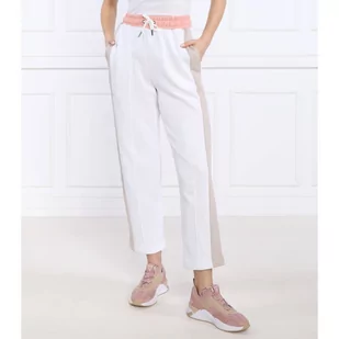 Armani Exchange Spodnie dresowe | Regular Fit - Dresy damskie - miniaturka - grafika 1