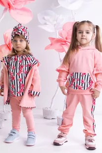 Płaszczyk dwustronny dziewczęcy - różowy - Kurtki i płaszcze dla dziewczynek - miniaturka - grafika 2