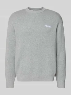 Sweter z dzianiny z wyhaftowanym logo - Swetry męskie - miniaturka - grafika 1