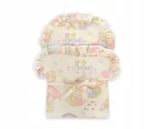 Domki dla lalek - Becik dla lalek otulacz wiązany - misiowa rodzinka - miniaturka - grafika 1