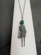 Naszyjniki - 2 W 1 DŁUGI NASZYJNIK I BRELOK LALKA ZIELONA 65cm - miniaturka - grafika 1