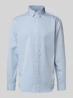 Koszule męskie - Koszula casualowa o kroju comfort fit z kołnierzykiem typu button down - miniaturka - grafika 1