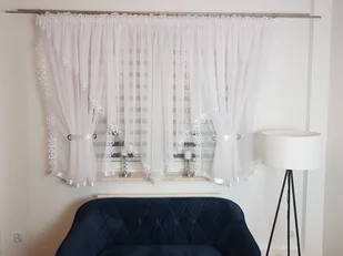 Firana z gipiurą 600/150cm, nowoczesne firany do salonu - Firany - miniaturka - grafika 1