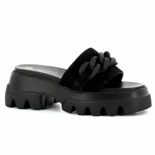 Czarne klapki damskie CARINII - Carinii - Klapki i japonki damskie - miniaturka - grafika 1