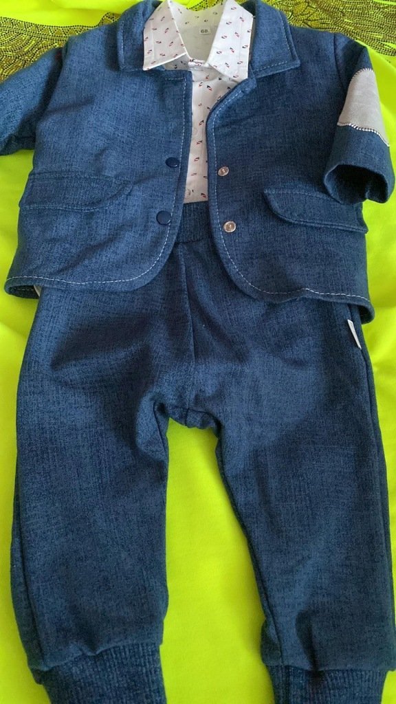 Marynarka + Spodnie LE BEBE Kolor Granat roz. 62
