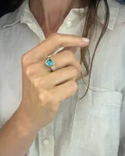 Pierścionki - Pierścionek z topazem na srebrnej obrączce - miniaturka - grafika 1