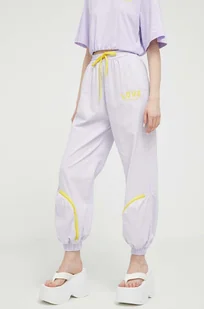 Love Moschino spodnie dresowe kolor fioletowy gładkie - Spodnie damskie - miniaturka - grafika 1