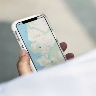 UNIQ etui Combat iPhone 11 Pro Max biały/blanc white - Etui i futerały do telefonów - miniaturka - grafika 3