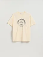 Koszulki męskie - Reserved - T-shirt regular z nadrukiem - złamana biel - miniaturka - grafika 1