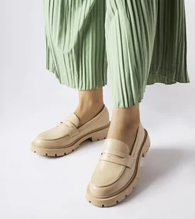 Beżowe eleganckie mokasyny Puccianiello-40 - Mokasyny damskie - miniaturka - grafika 1