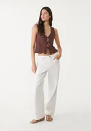 Kamizelki damskie - Stradivarius Kontrastowa szydełkowa kamizelka Brązowy S - miniaturka - grafika 1