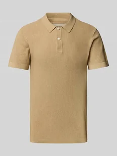 Koszulka polo o kroju regular fit z prążkowanymi wykończeniami model ‘AIDEN’ - Koszulki męskie - miniaturka - grafika 1