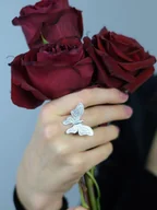 Pierścionki - Pierścionek srebrny - Satynowy motylek - miniaturka - grafika 1