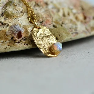 Naszyjnik z Białym Opalem - Naszyjniki - miniaturka - grafika 1